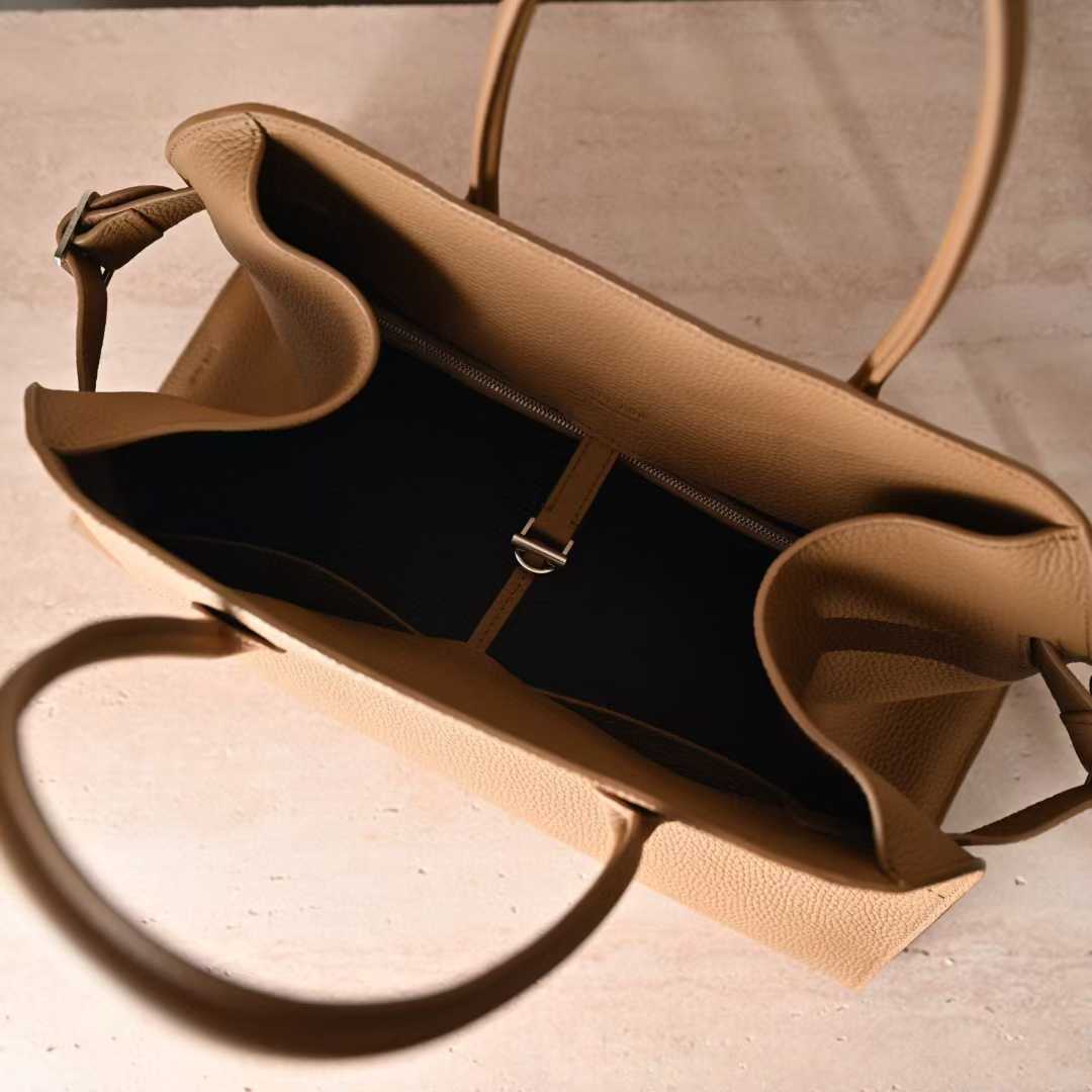 The Row Alger Leather handbags view 7