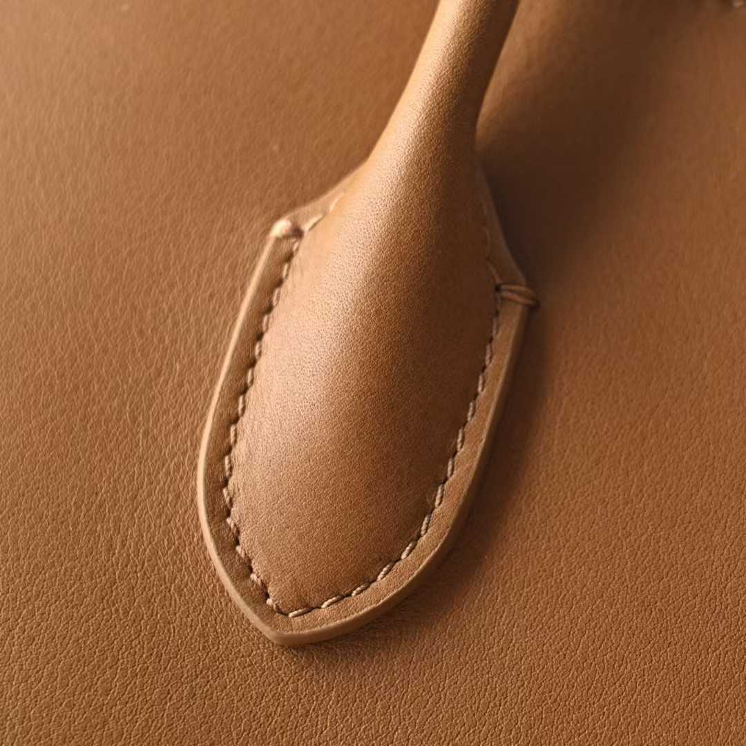 The Row Terrasse Leather handbags view 4