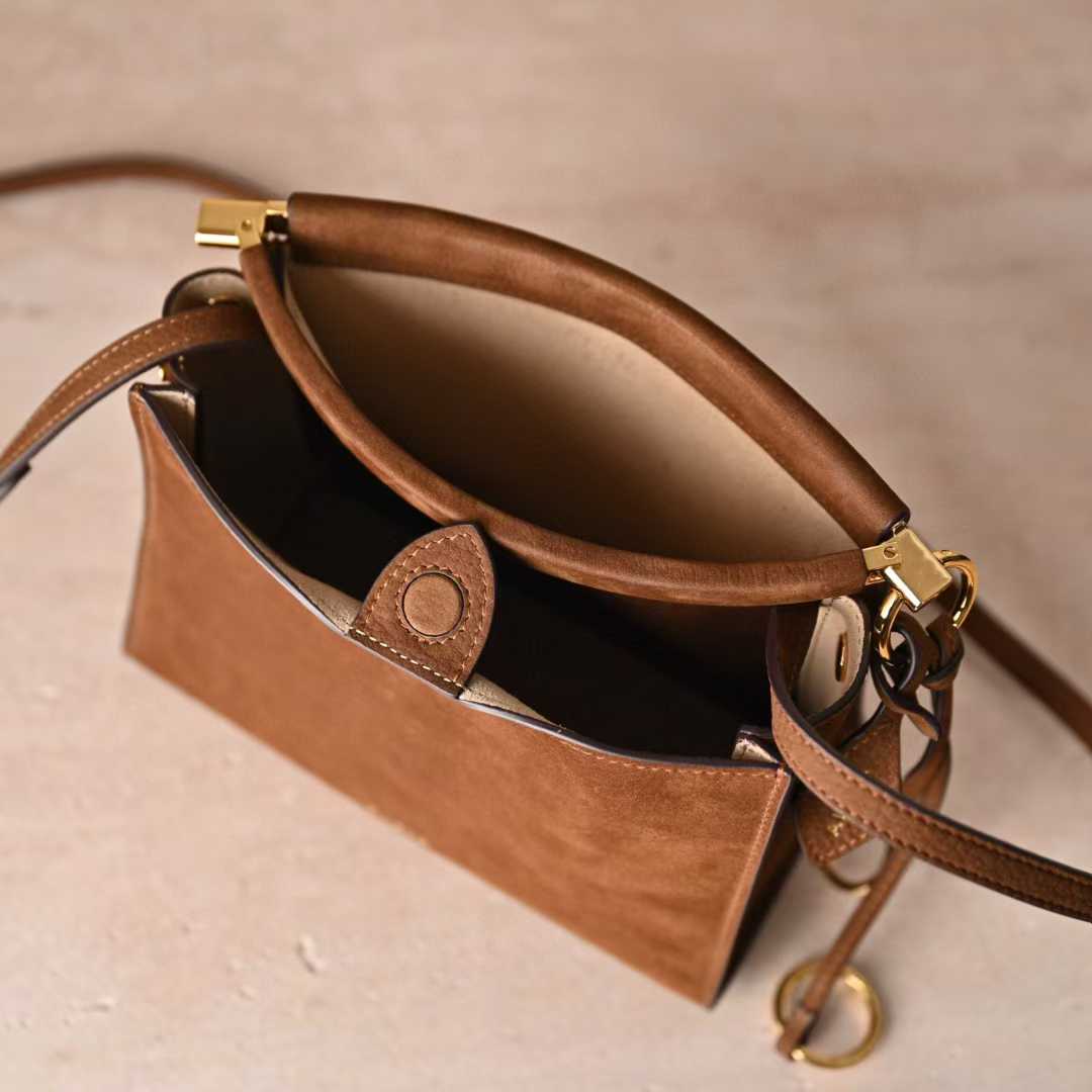 Alaïa Le Click Small Square Bag In Nubuck view 16