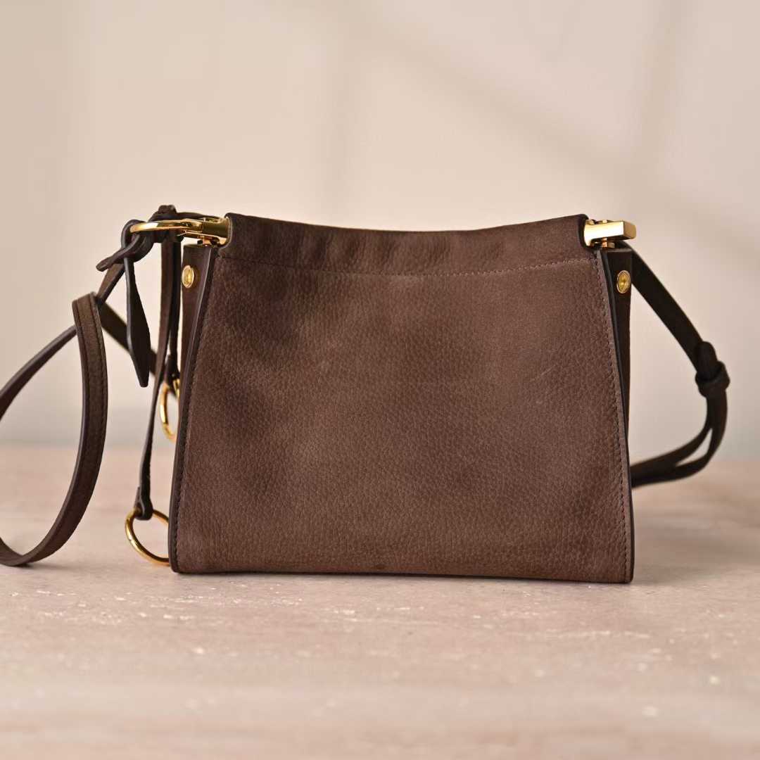 Alaïa Le Click Small Square Bag In Nubuck view 20