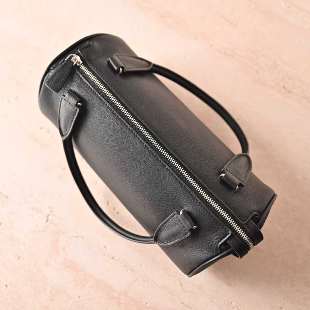 The Row Edith Leather handbags view 2