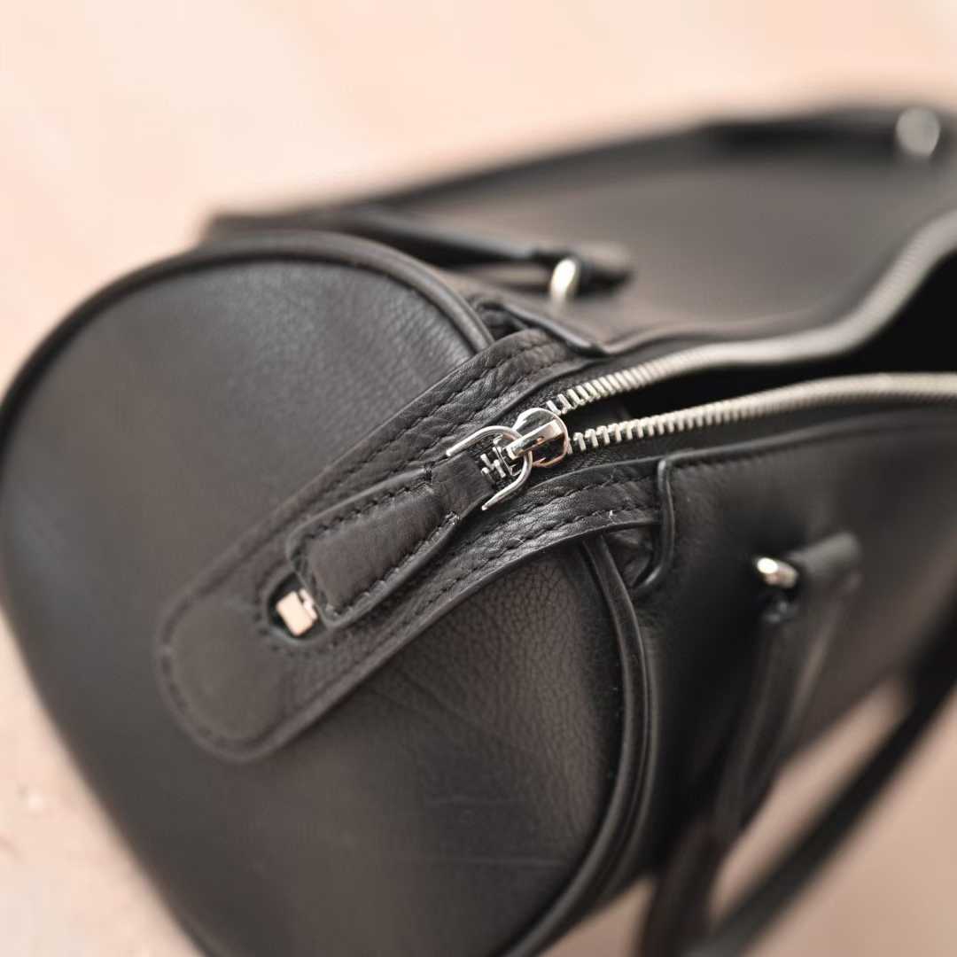 The Row Edith Leather handbags view 8