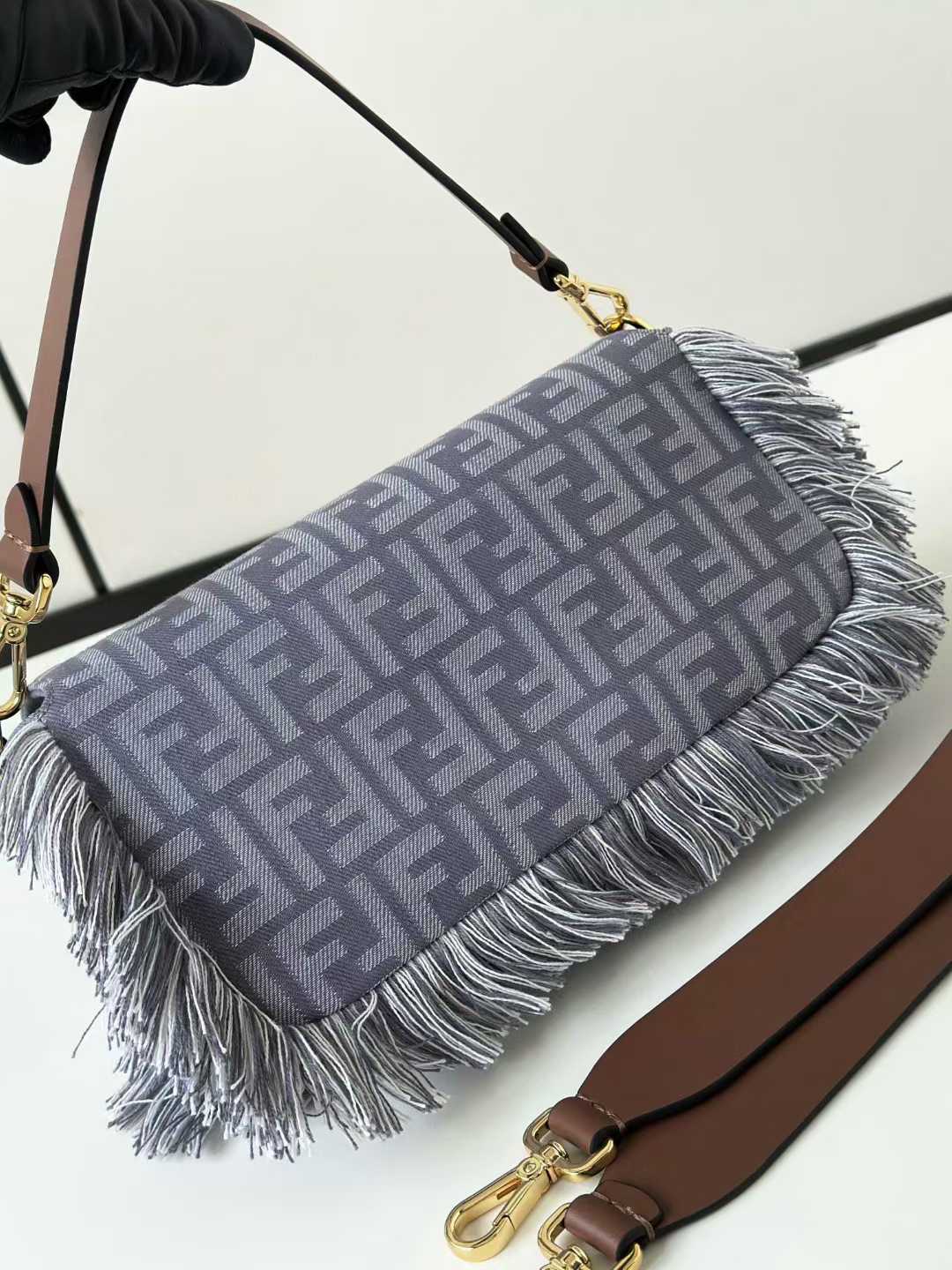 Fendi Baguette view 2