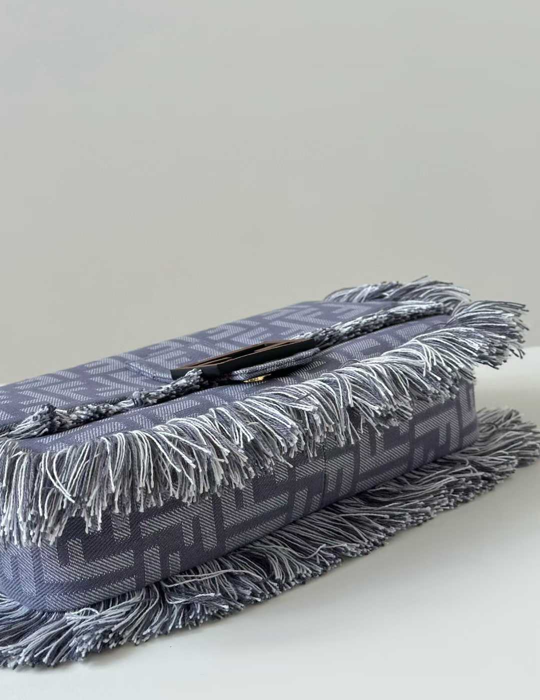 Fendi Baguette view 3