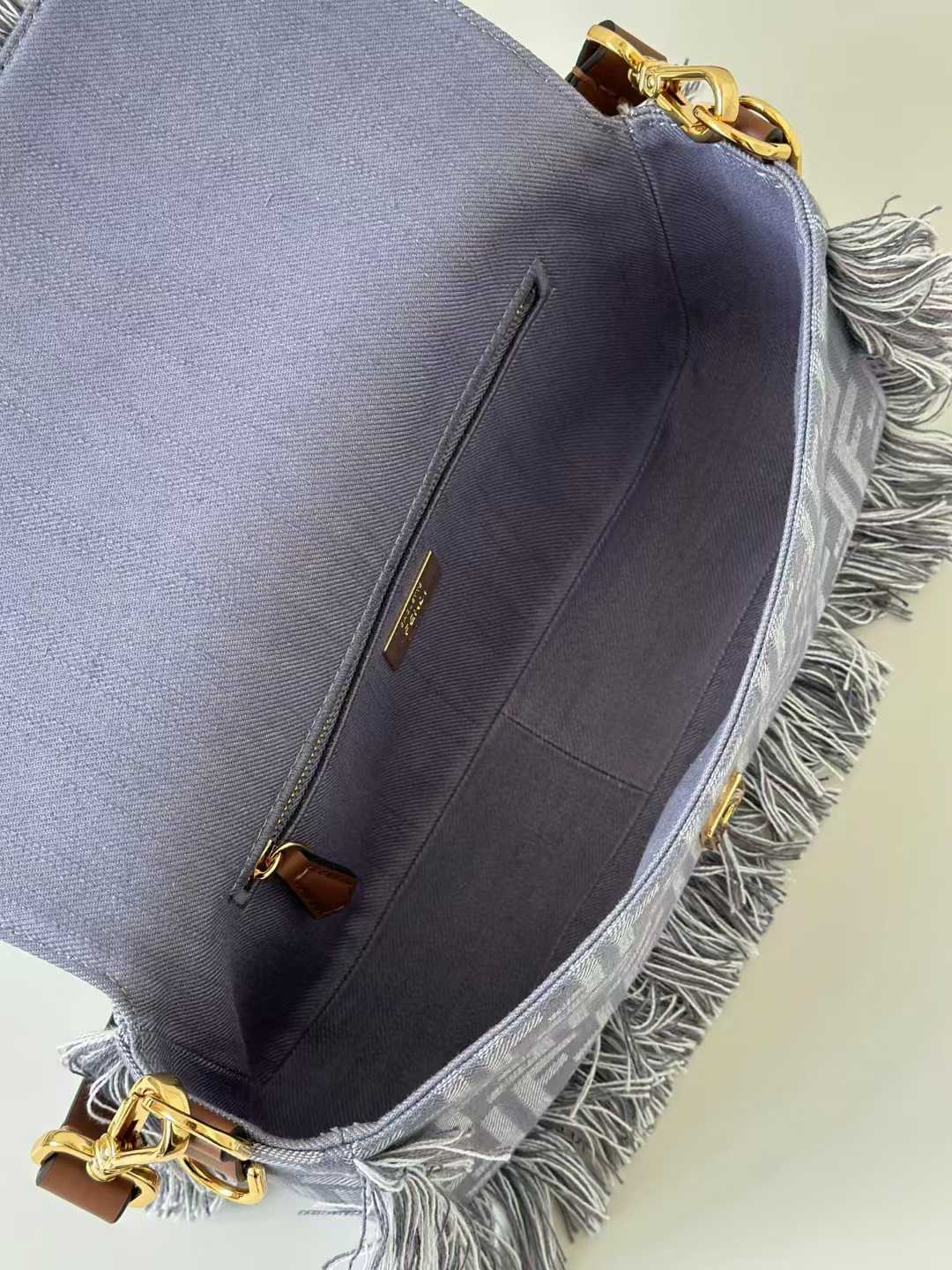 Fendi Baguette view 9
