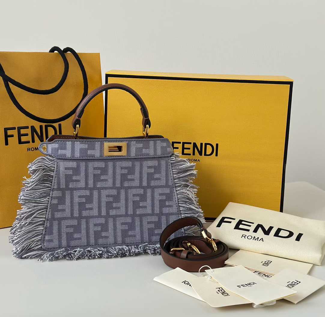 Fendi Peekaboo ISeeU Petite view 1