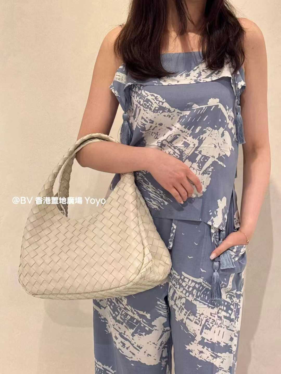 Bottega Veneta Campana view 9