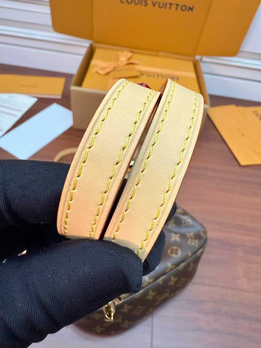 Louis Vuitton Sunset M13617 view 7