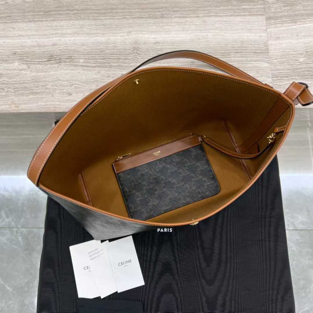 Celine SOFT SHOPPER BAG IN Triomphe Canvas and Calfskin view 3