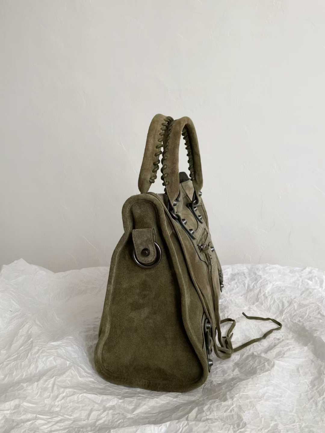 Balenciaga Women’s Le City Bag Medium in Khaki view 3