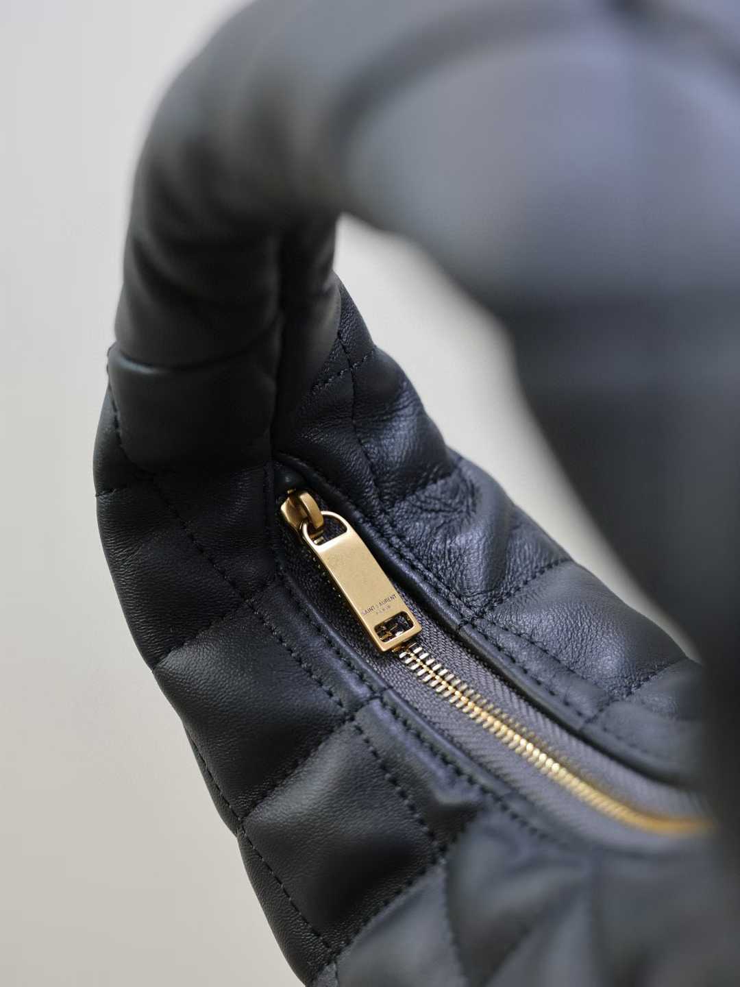 Saint Laurent ICARINO in quilted nappa view 5