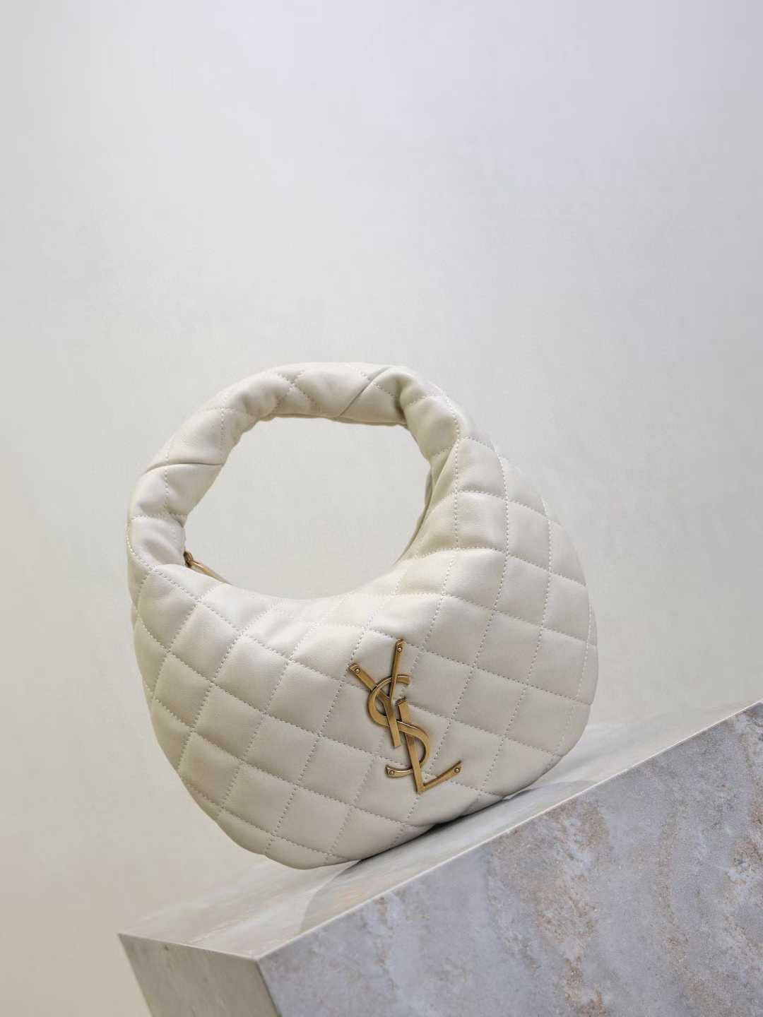Saint Laurent ICARINO in quilted nappa view 2