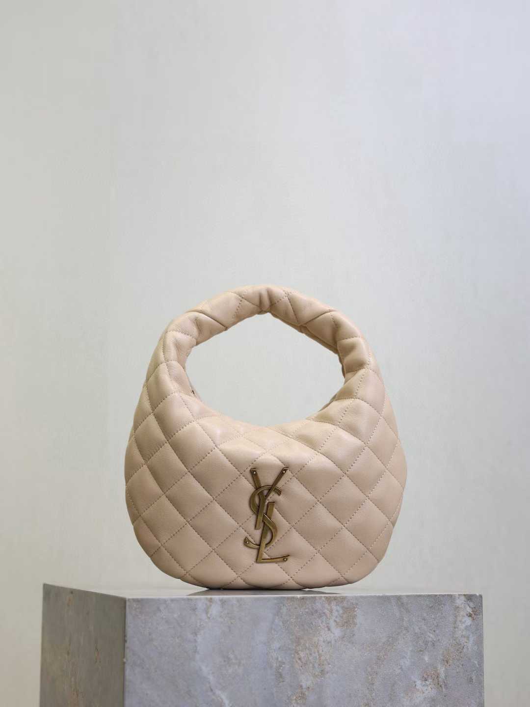 Saint Laurent ICARINO in quilted nappa view 1