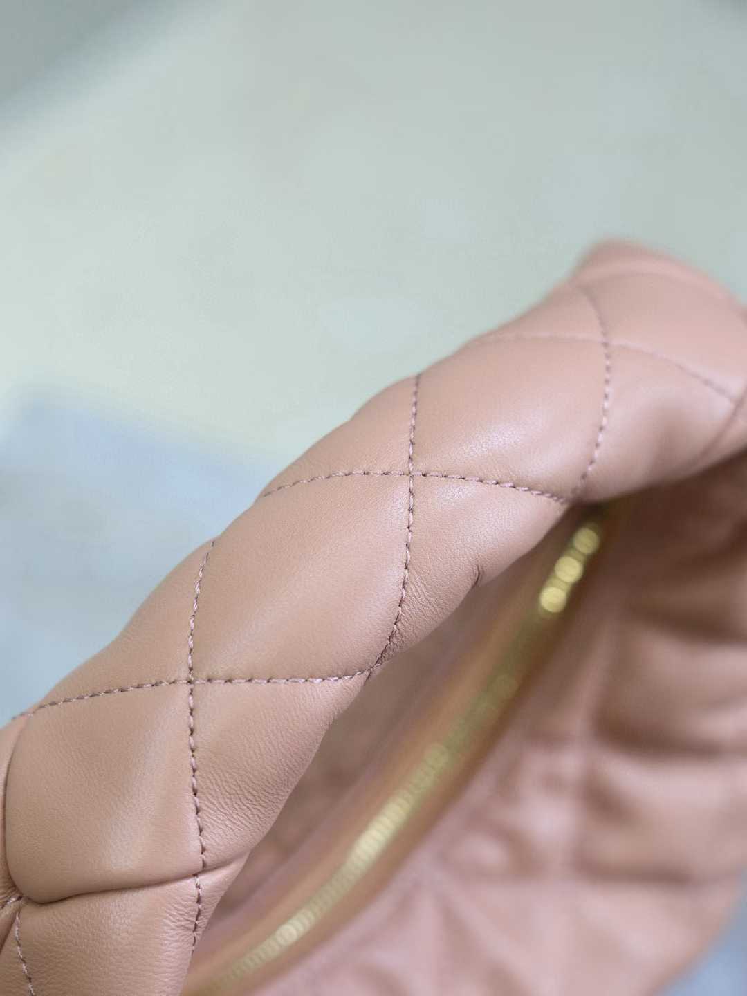 Saint Laurent ICARINO in quilted nappa view 4