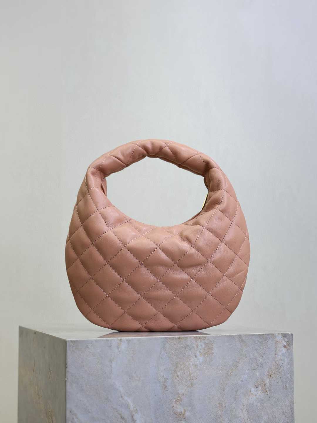Saint Laurent ICARINO in quilted nappa view 9