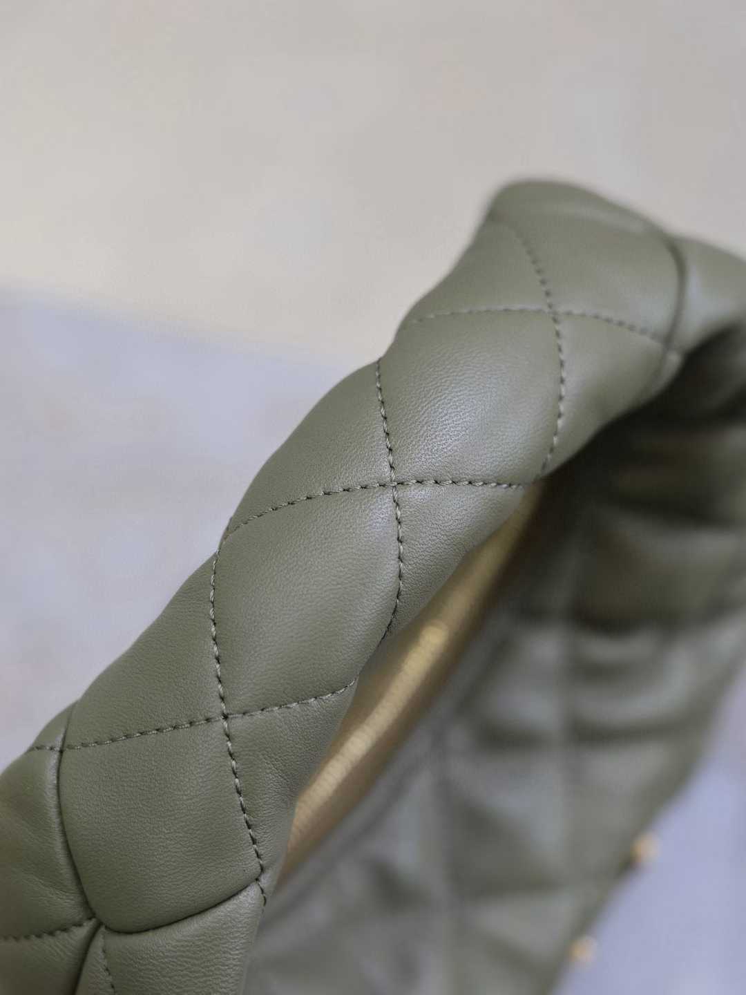 Saint Laurent ICARINO in quilted nappa view 5