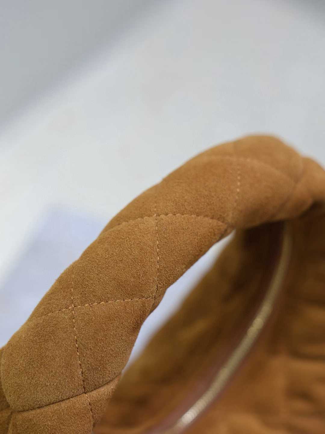 Saint Laurent ICARINO in quilted suede view 5