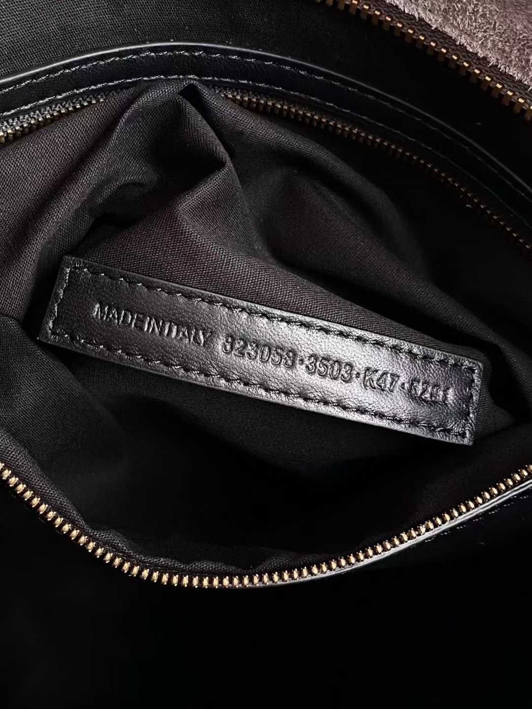 Balenciaga Women’s Le City Bag Medium in Light Espresso view 6