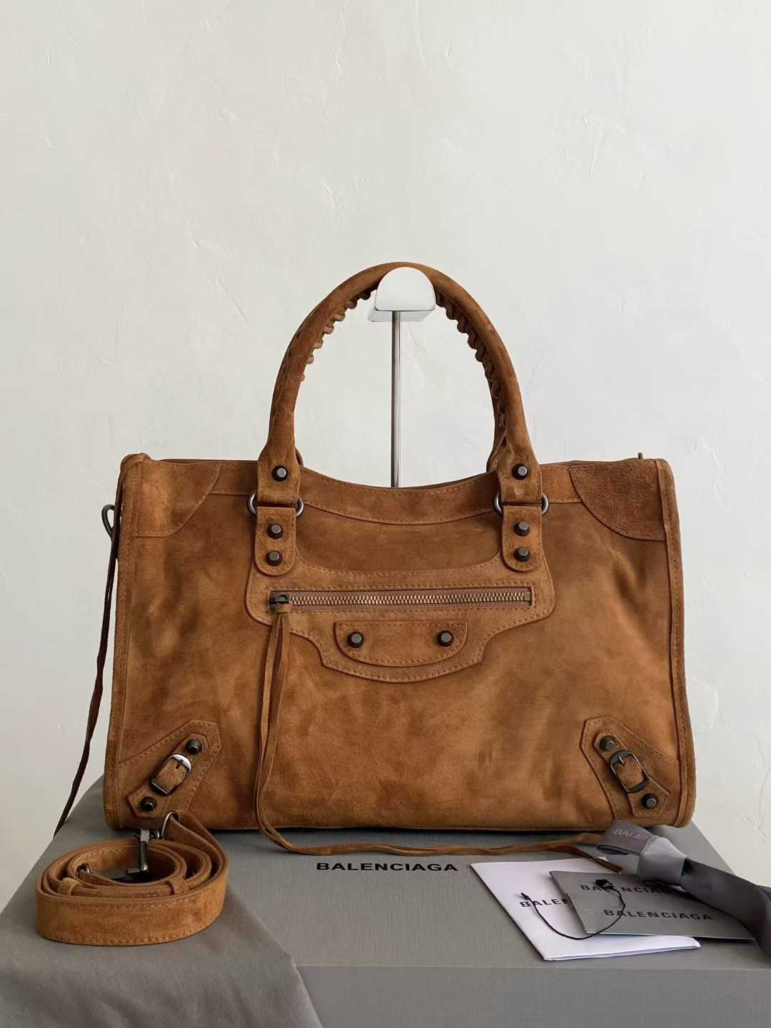 Balenciaga Women’s Le City Bag Medium in Light Espresso view 1