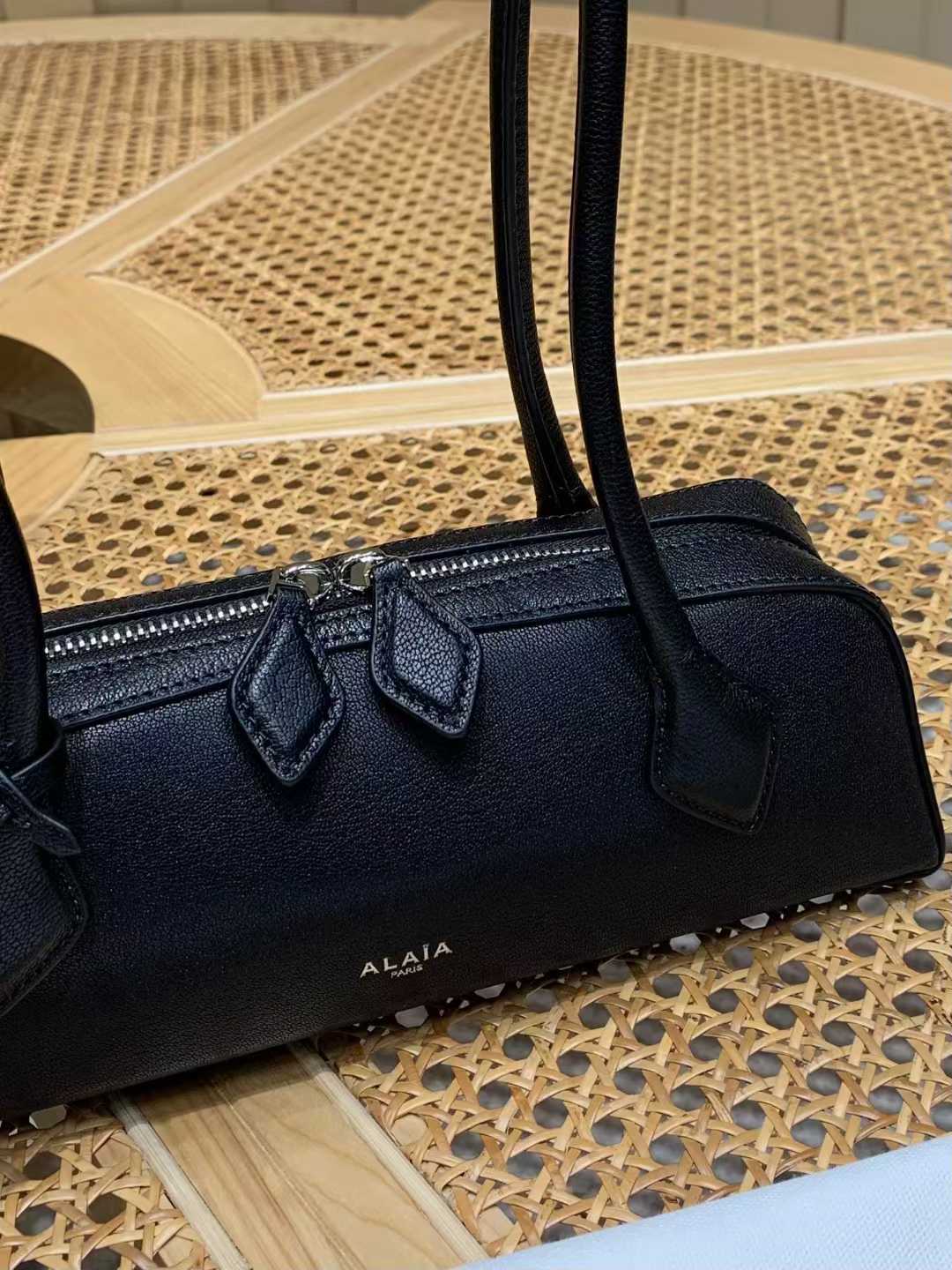 Alaïa Le Tecket Bag view 4
