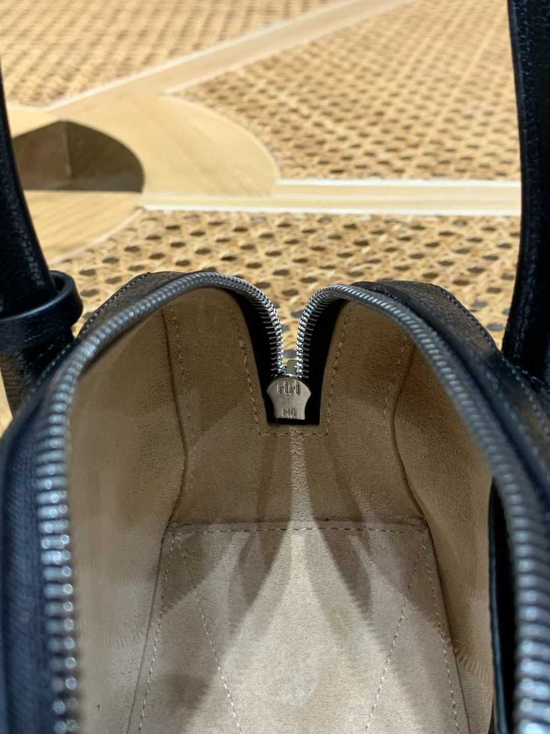 Alaïa Le Tecket Bag view 9