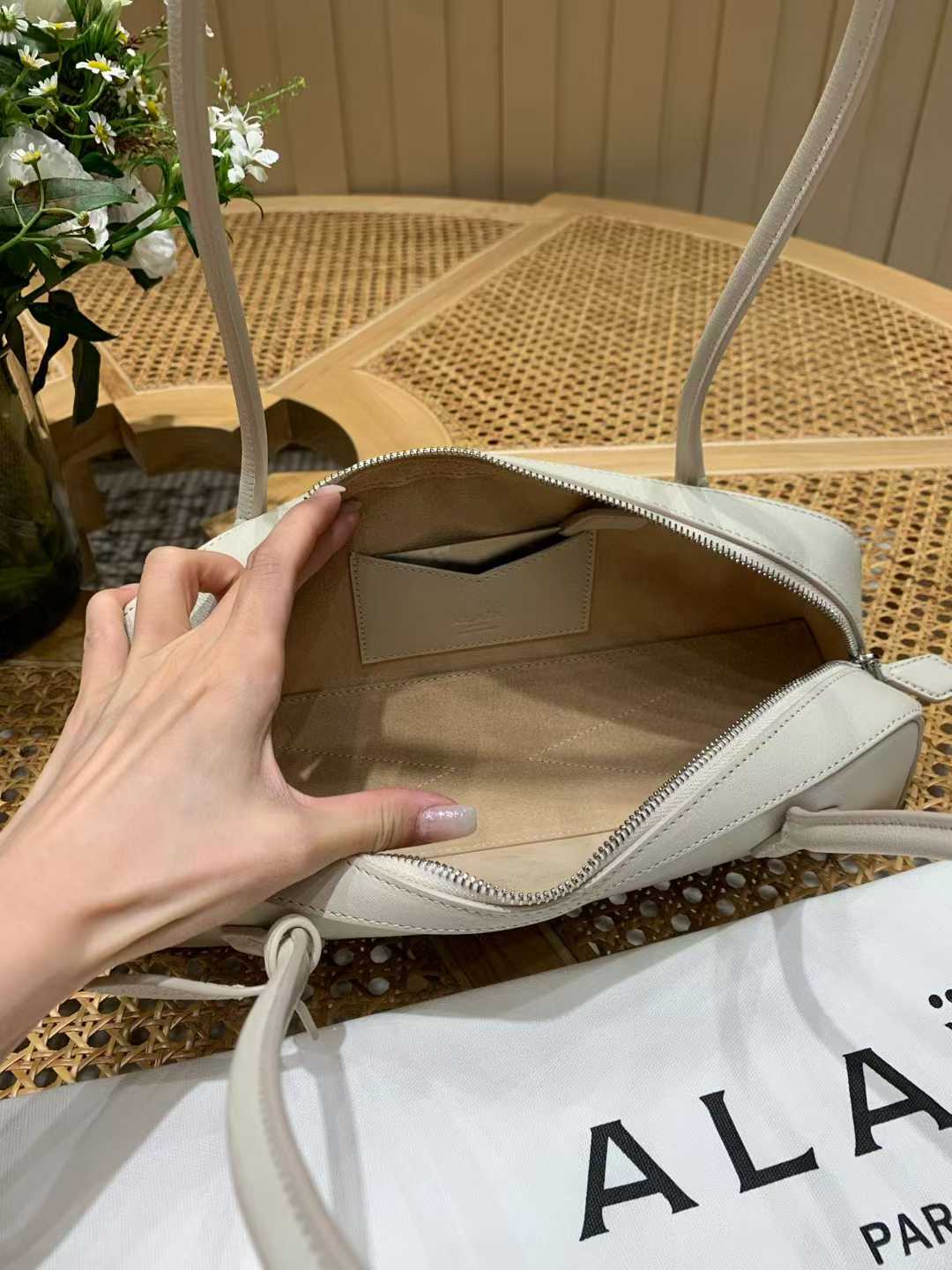 Alaïa Le Tecket Bag view 7
