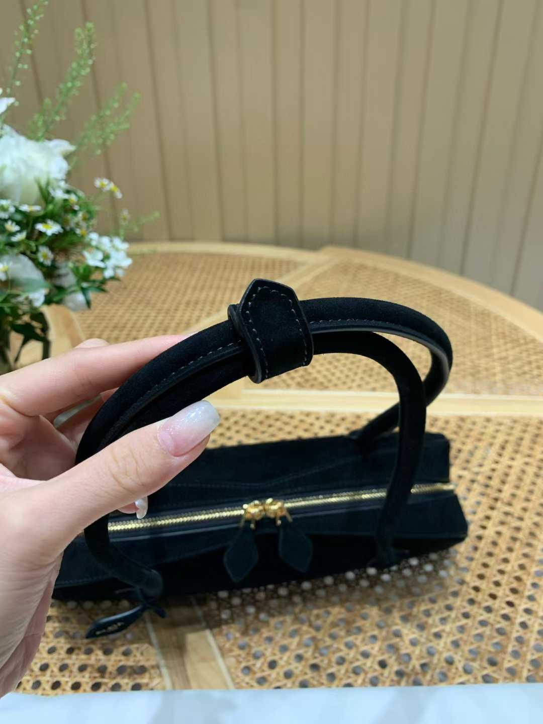 Alaïa Le Tecket Bag view 16