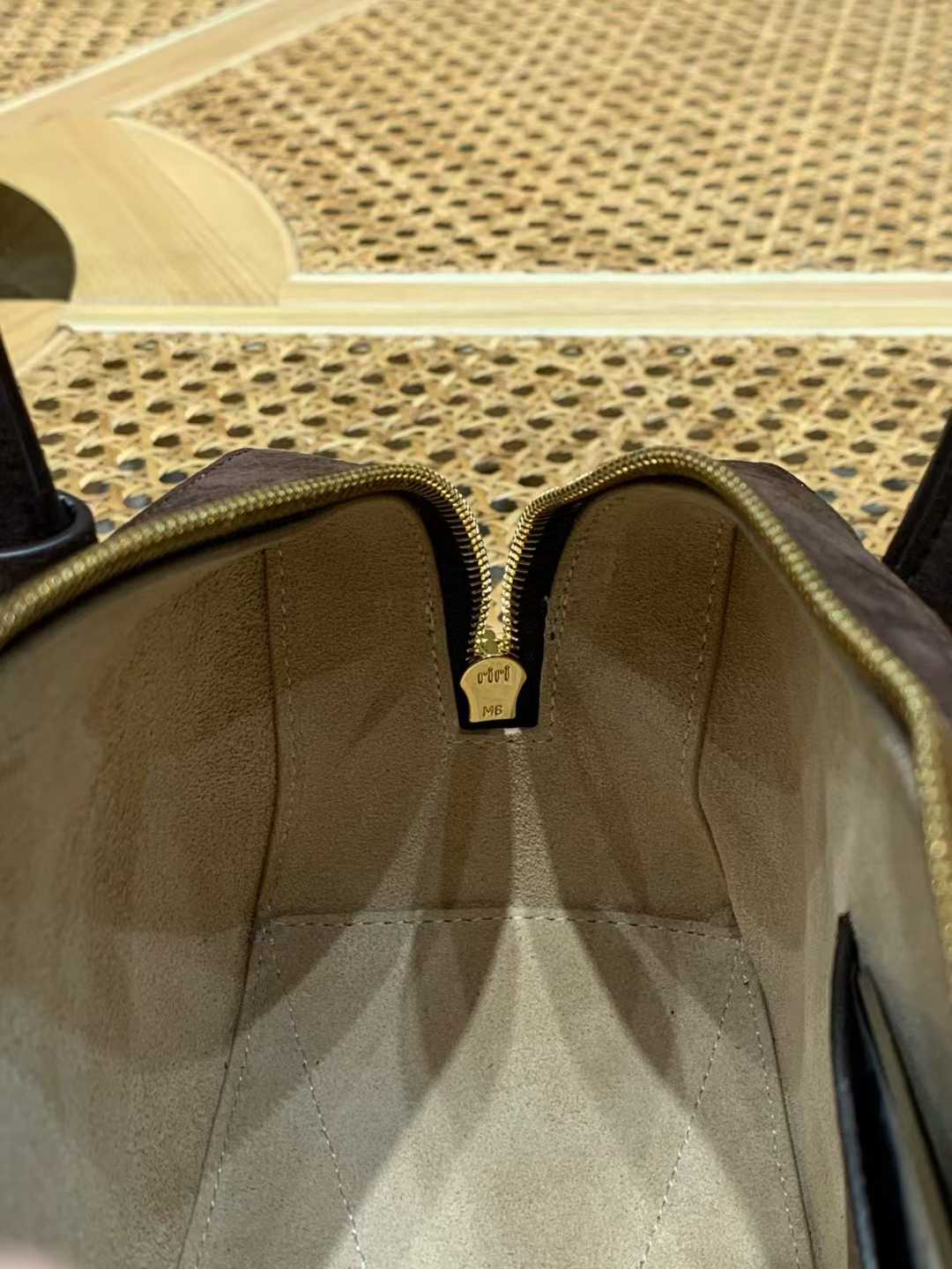 Alaïa Le Tecket Bag view 9