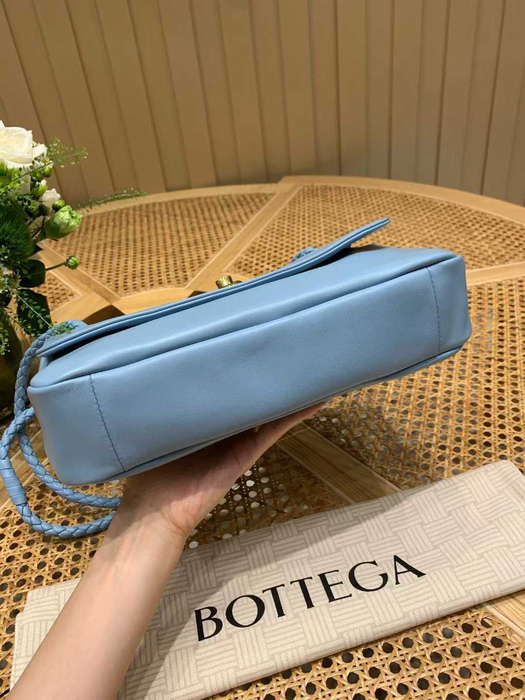 Bottega Veneta Madison view 14