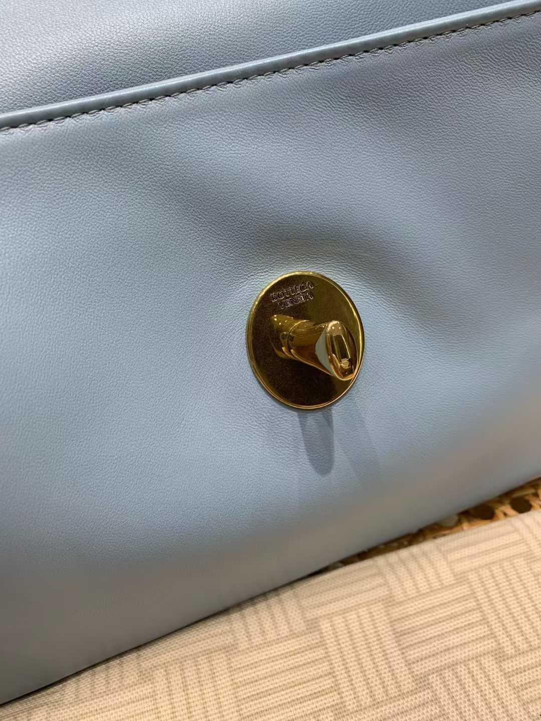 Bottega Veneta Madison view 17