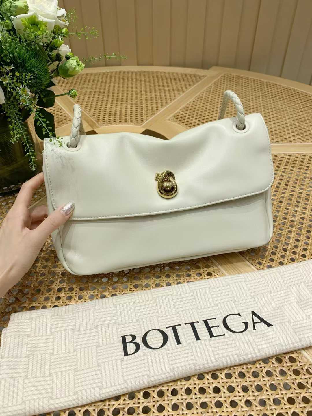 Bottega Veneta Madison view 2