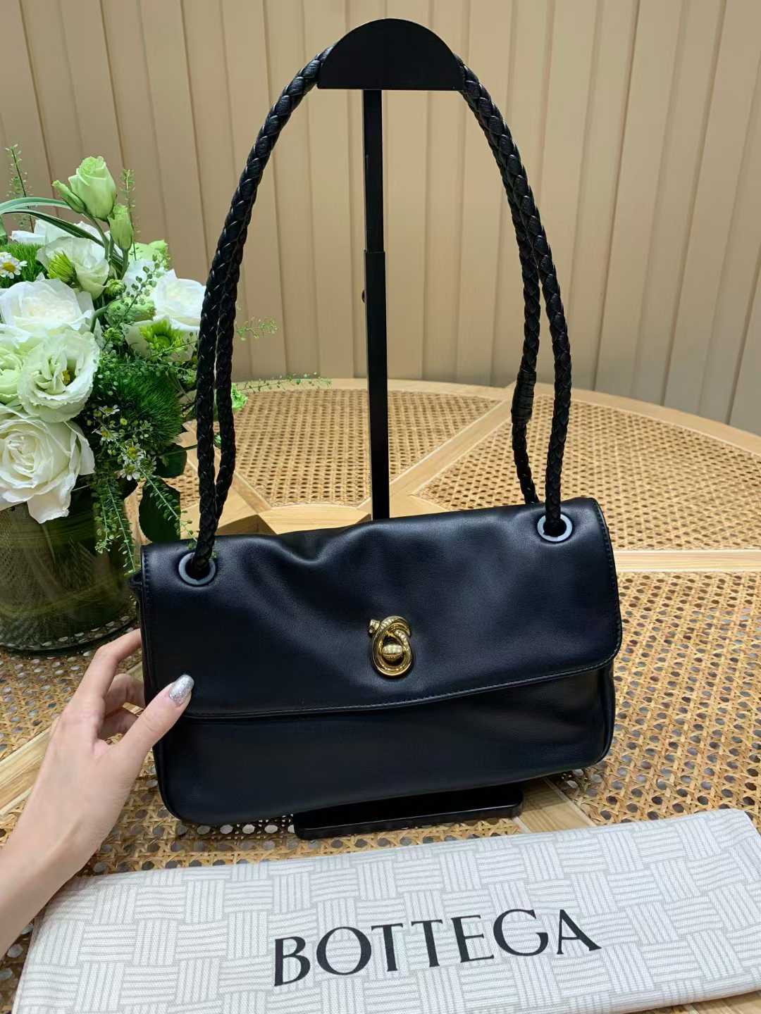 Bottega Veneta Madison view 28