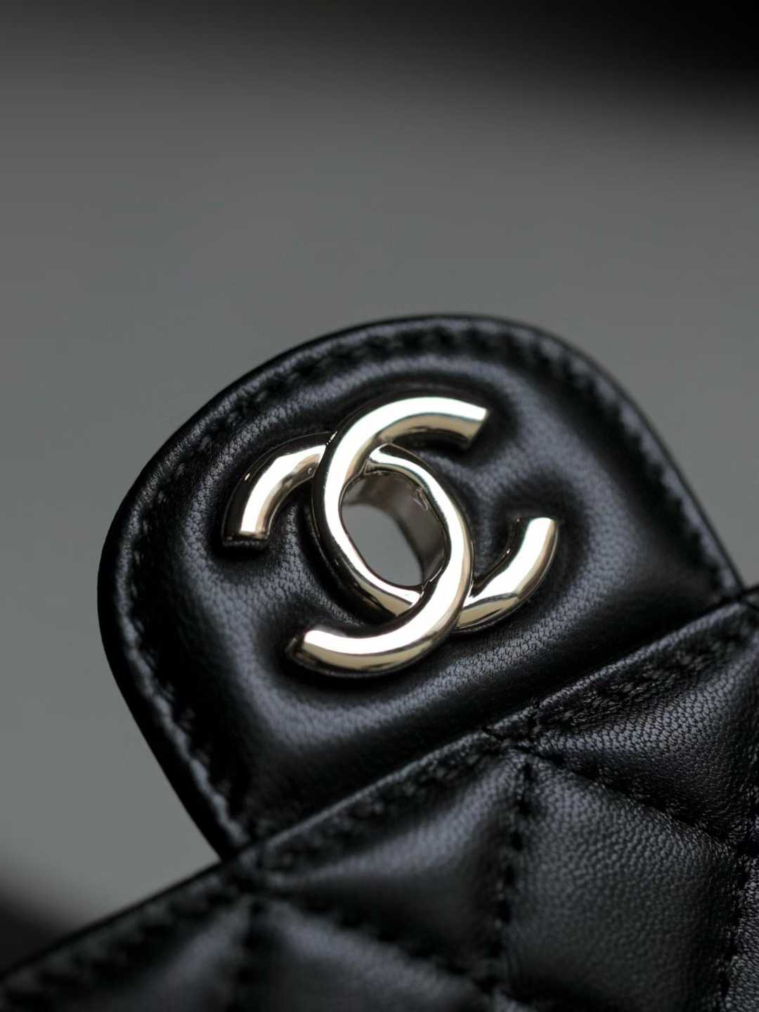 Chanel Heart Bag view 9