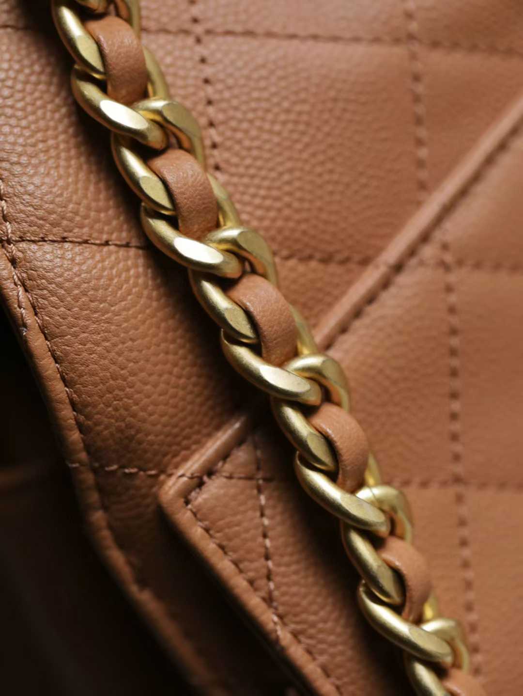 Chanel 25 Small Handbag view 8