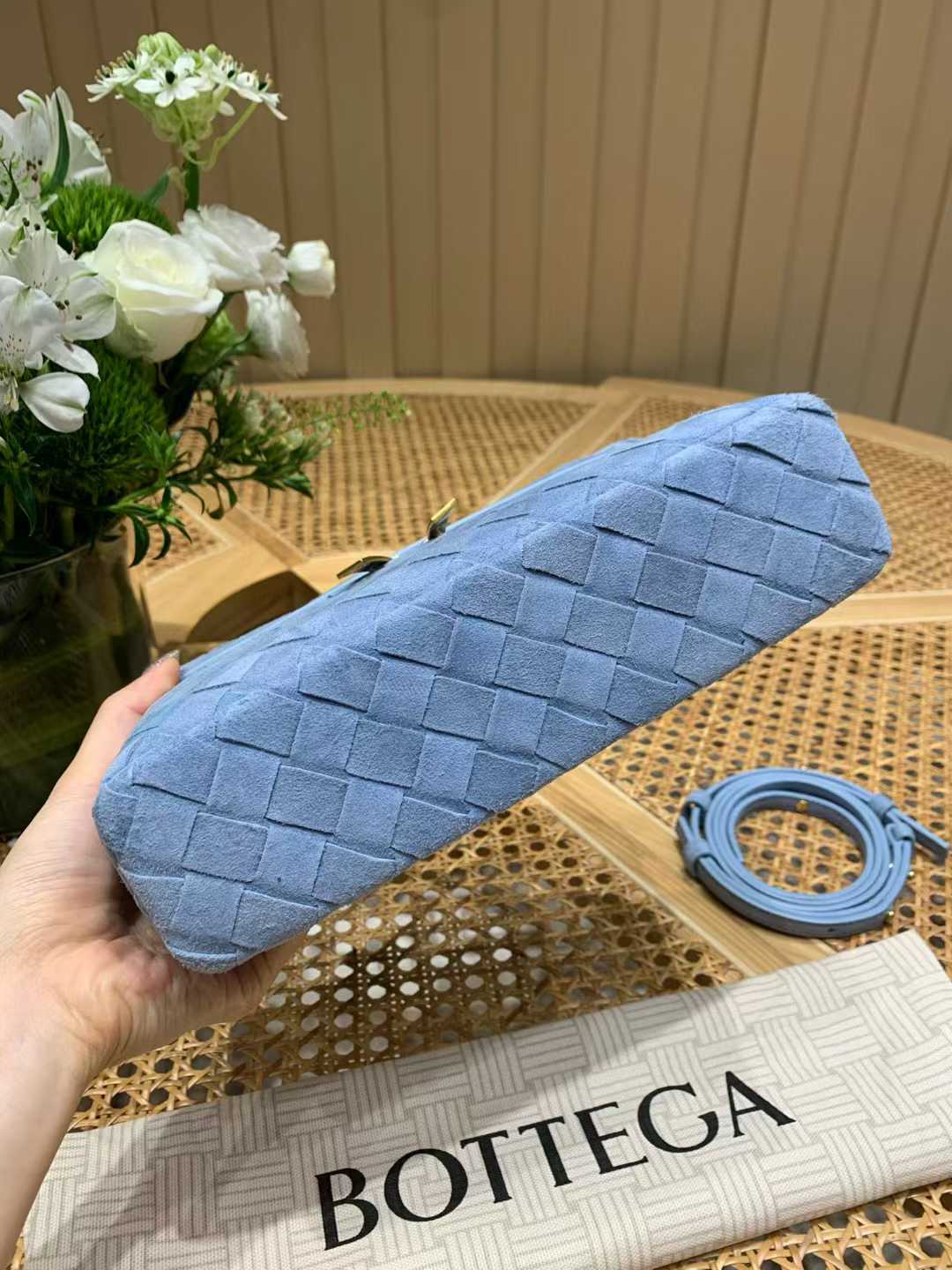 Bottega Veneta Bang Bang Vanity view 5