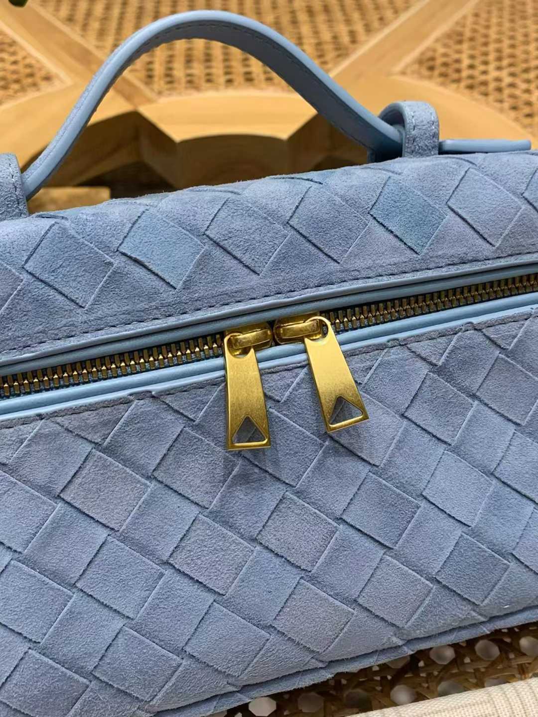 Bottega Veneta Bang Bang Vanity view 6