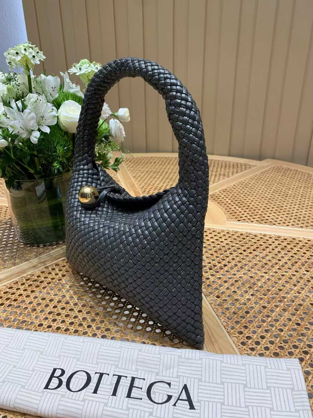 Bottega Veneta Tosca Baci view 3