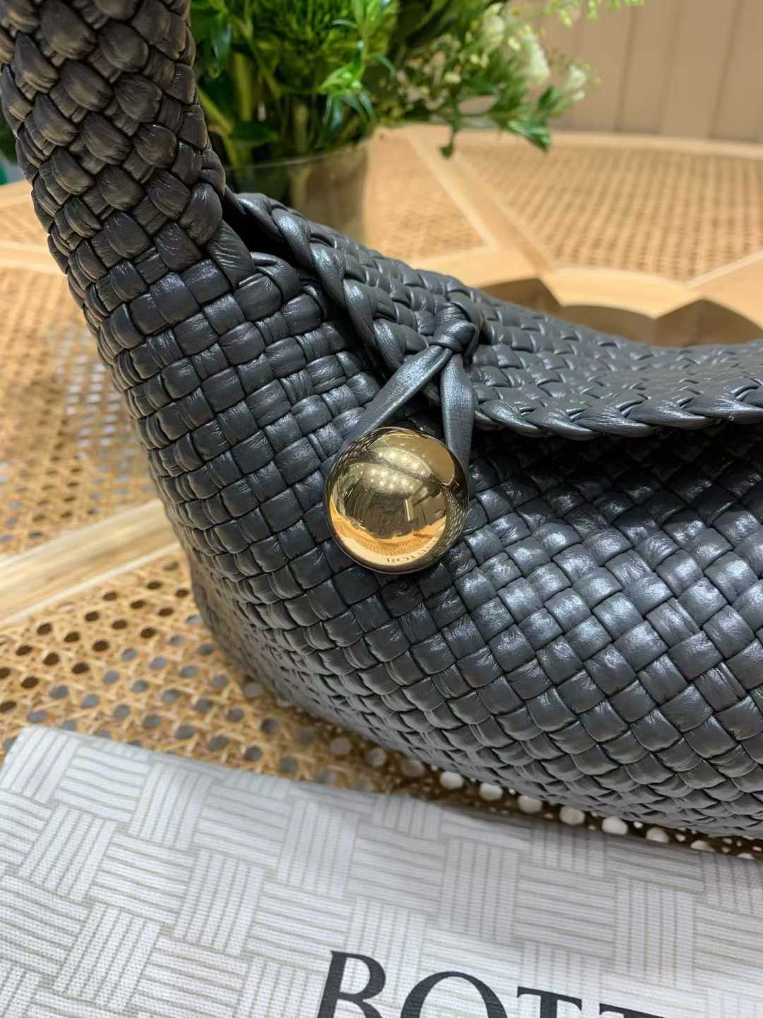 Bottega Veneta Tosca Baci view 5