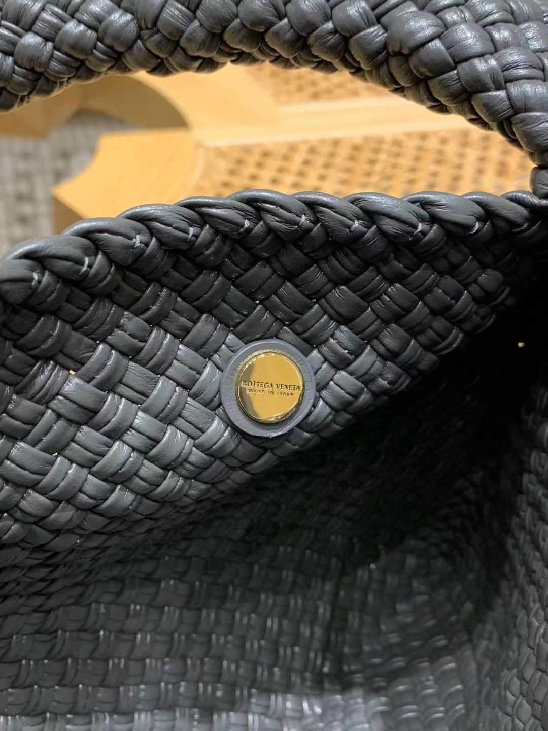 Bottega Veneta Tosca Baci view 8