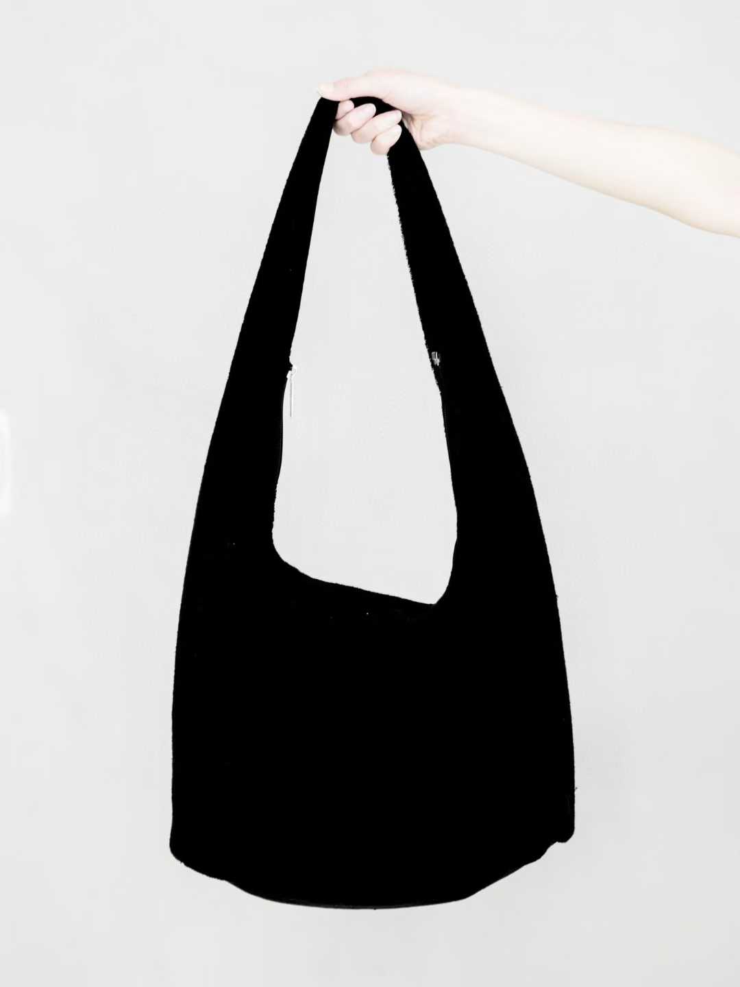 Chanel 25m Coco Baech Bag view 2