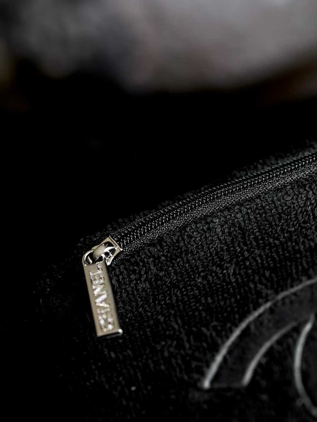 Chanel 25m Coco Baech Bag view 8