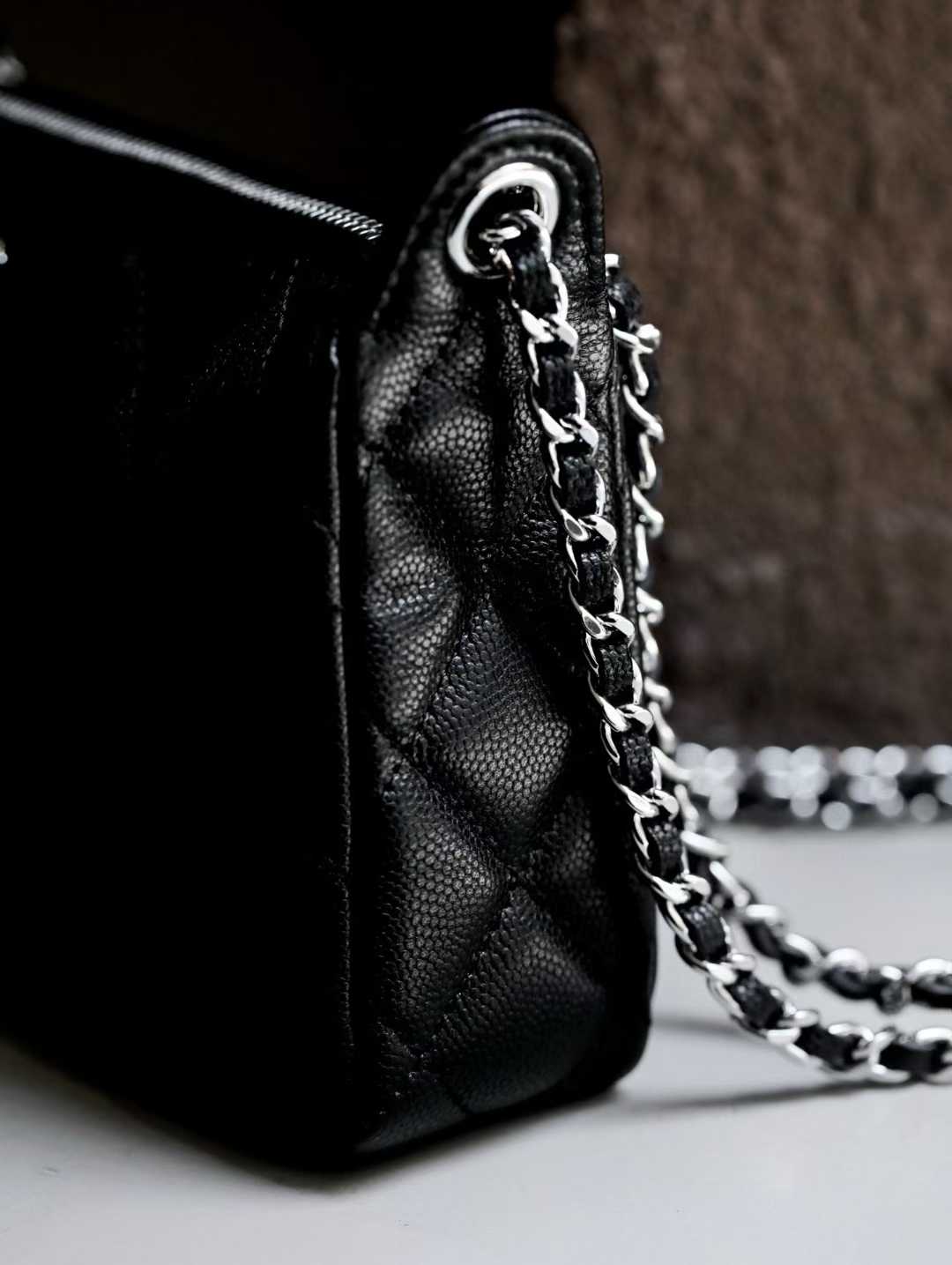 Chanel 25B Clutch with chain view 7