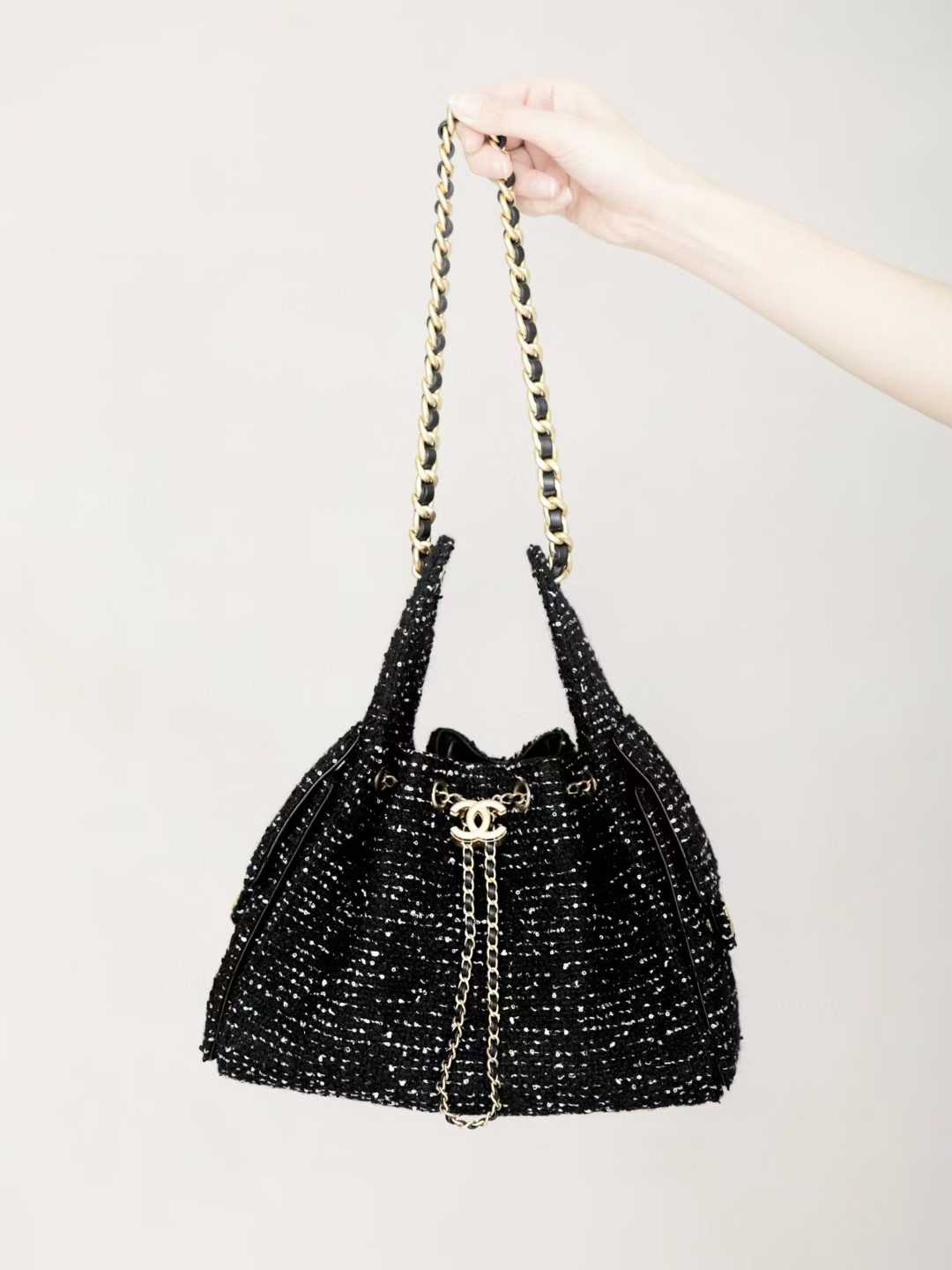 Chanel 25 Small Handbag view 1