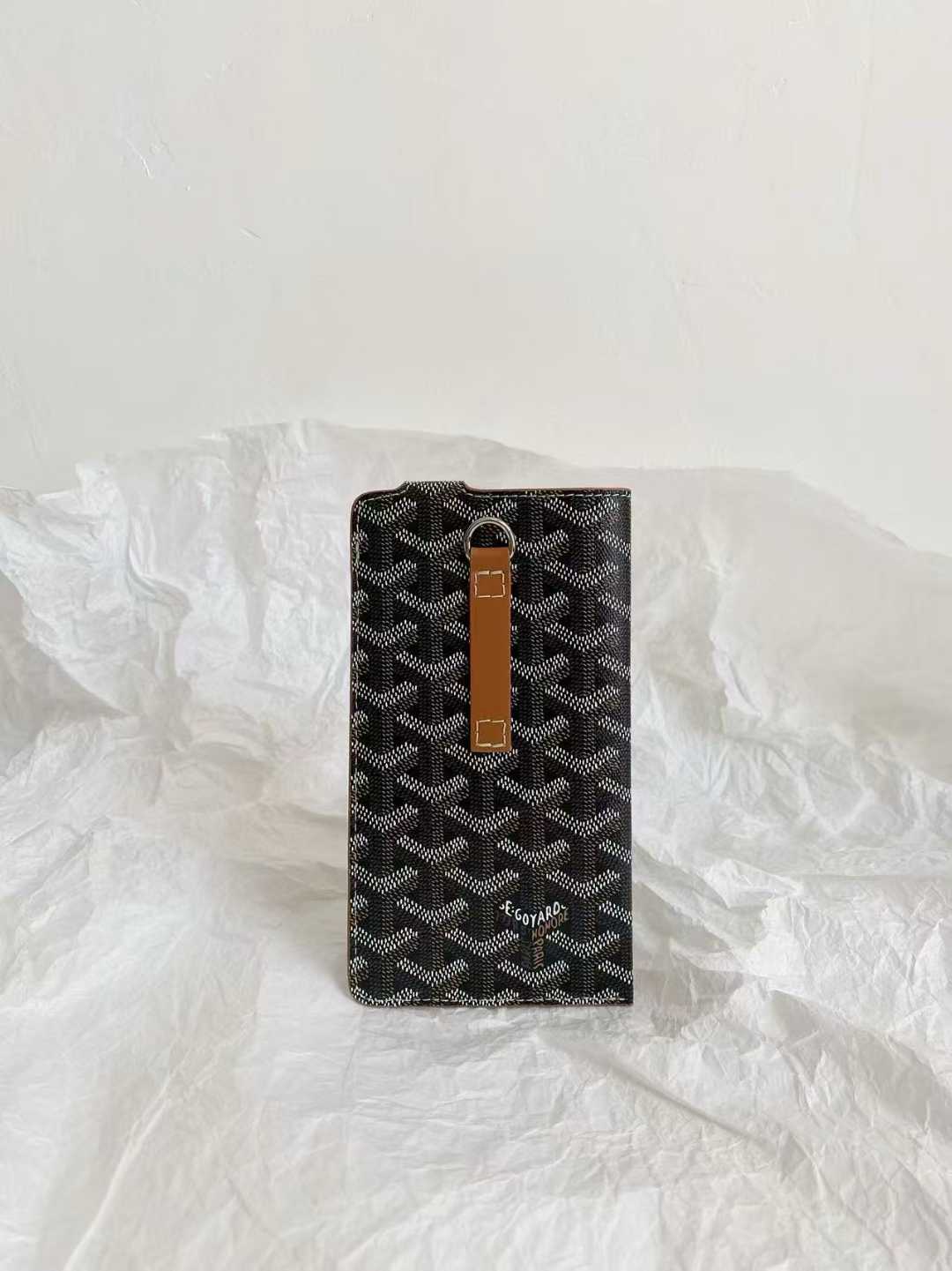 Goyard Mobile bag view 11