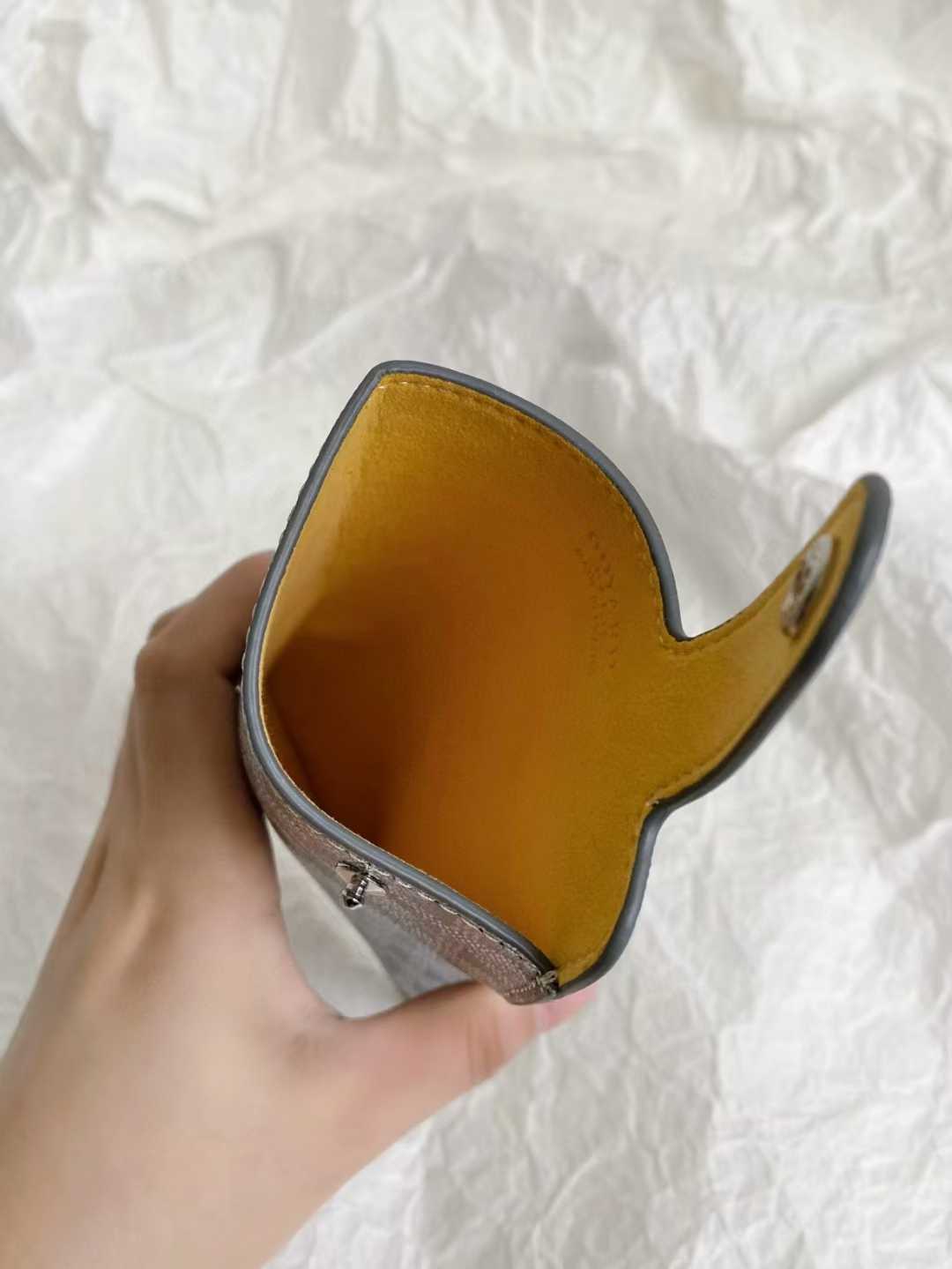 Goyard Mobile bag view 22