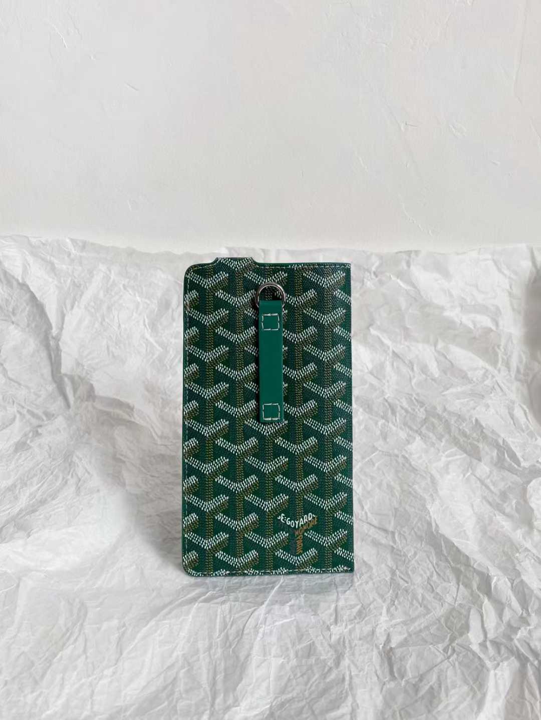 Goyard Mobile bag view 24