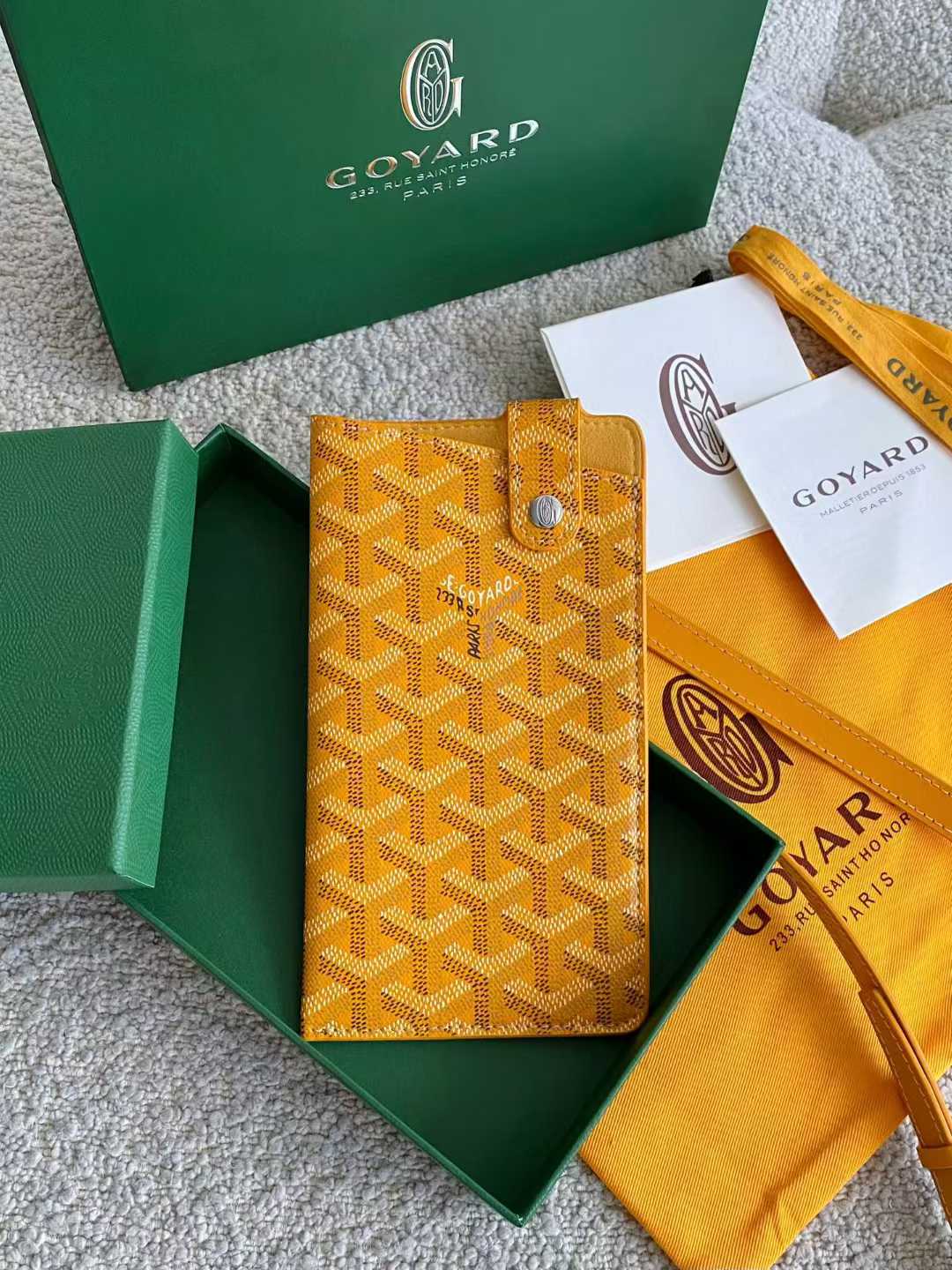 Goyard Mobile bag view 29