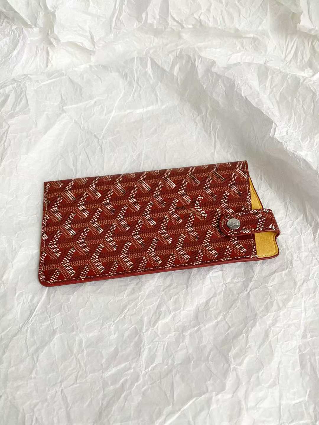 Goyard Mobile bag view 35