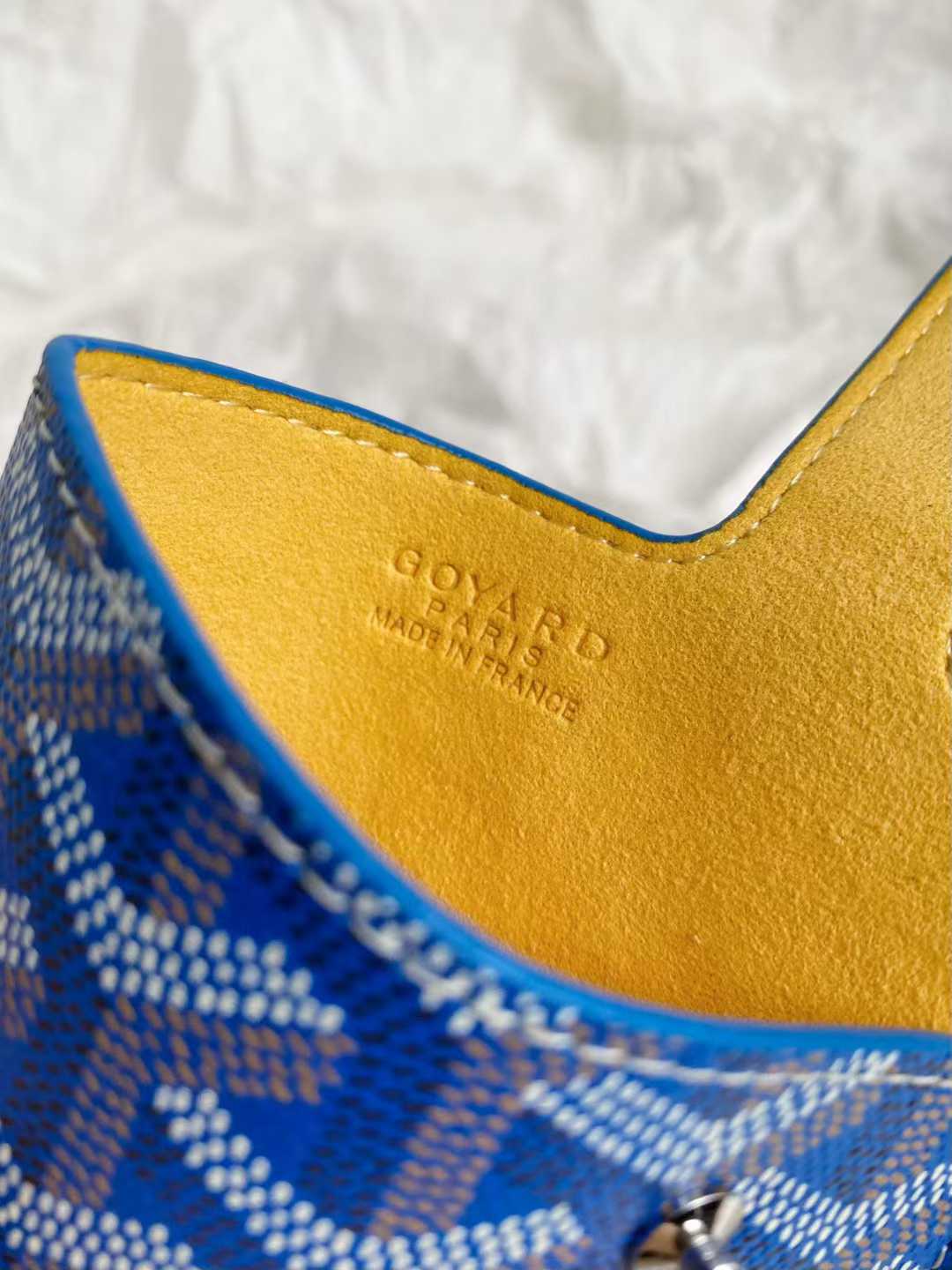 Goyard Mobile bag view 43