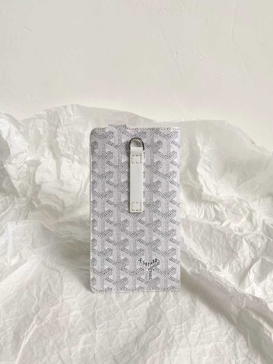 Goyard Mobile bag view 47